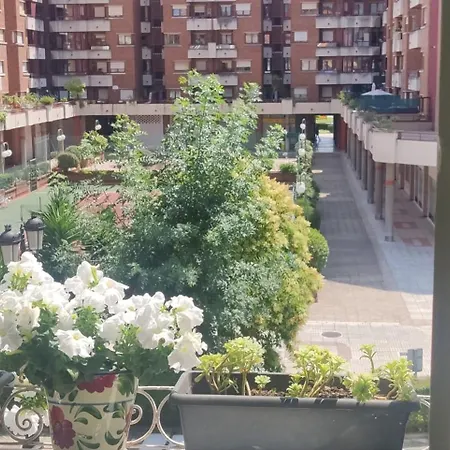3 Con Parking